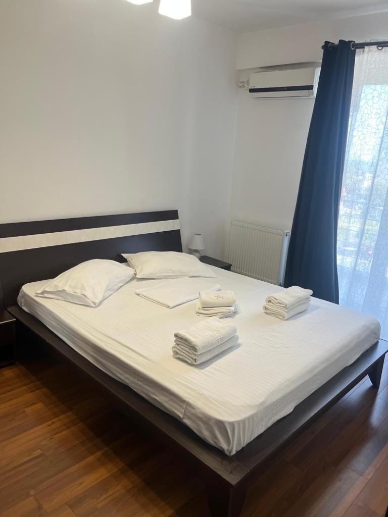 Ferienwohnung Apart Miren Summerland Mamaia Exterior foto