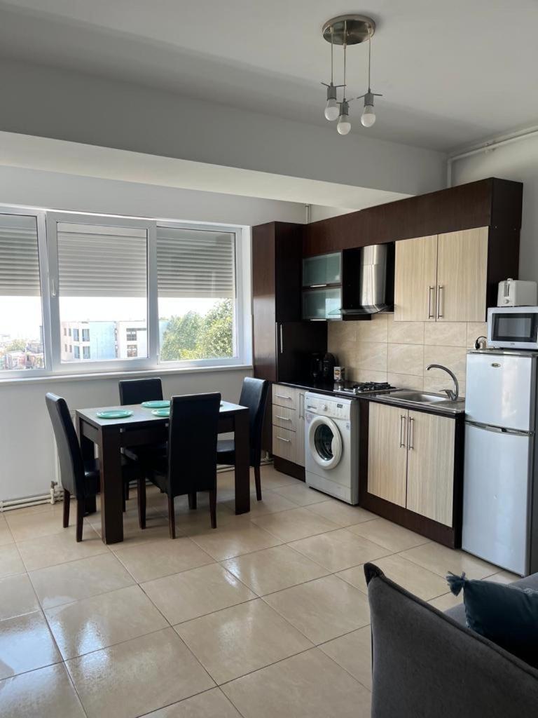 Ferienwohnung Apart Miren Summerland Mamaia Exterior foto