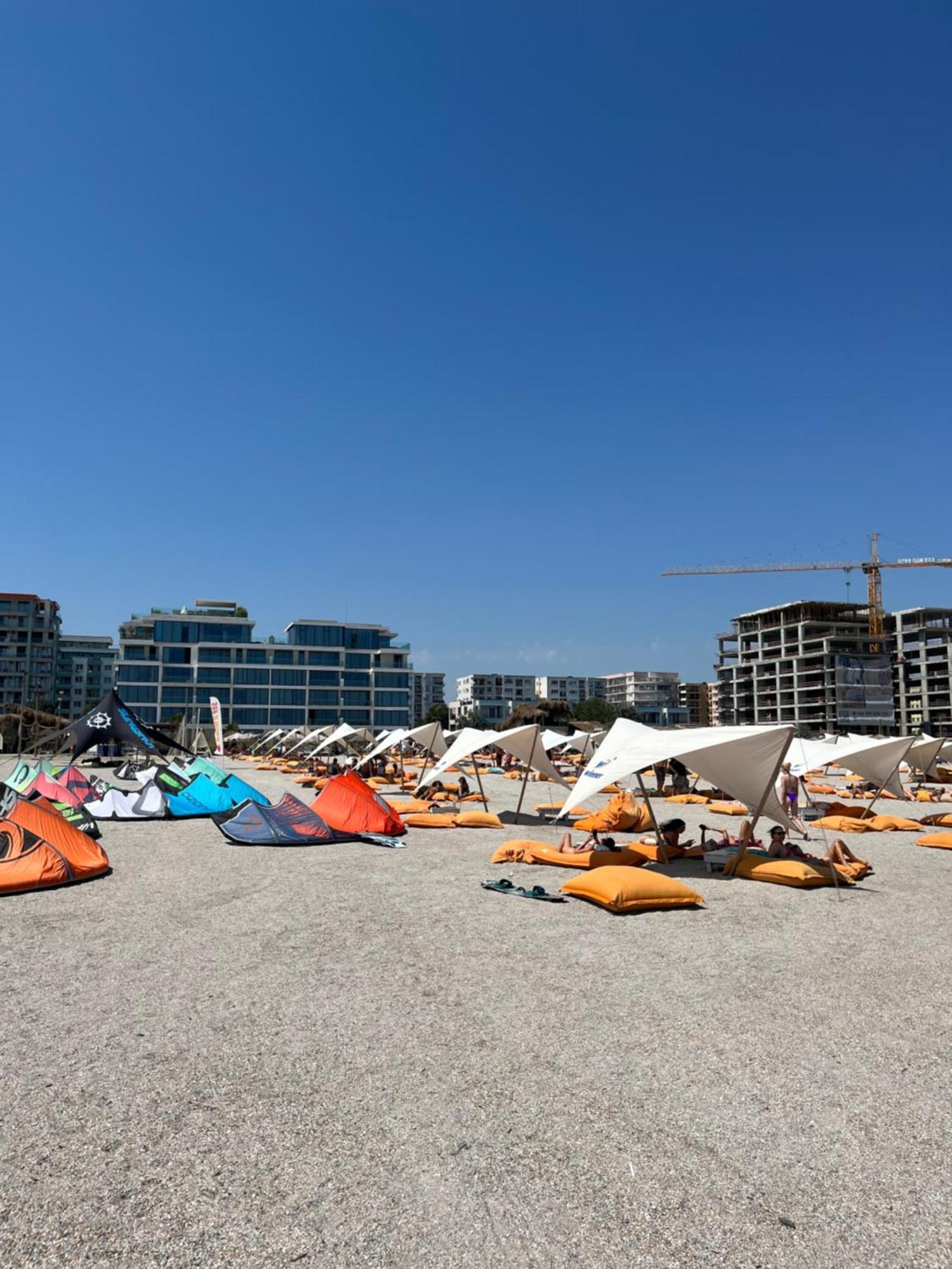 Ferienwohnung Apart Miren Summerland Mamaia Exterior foto