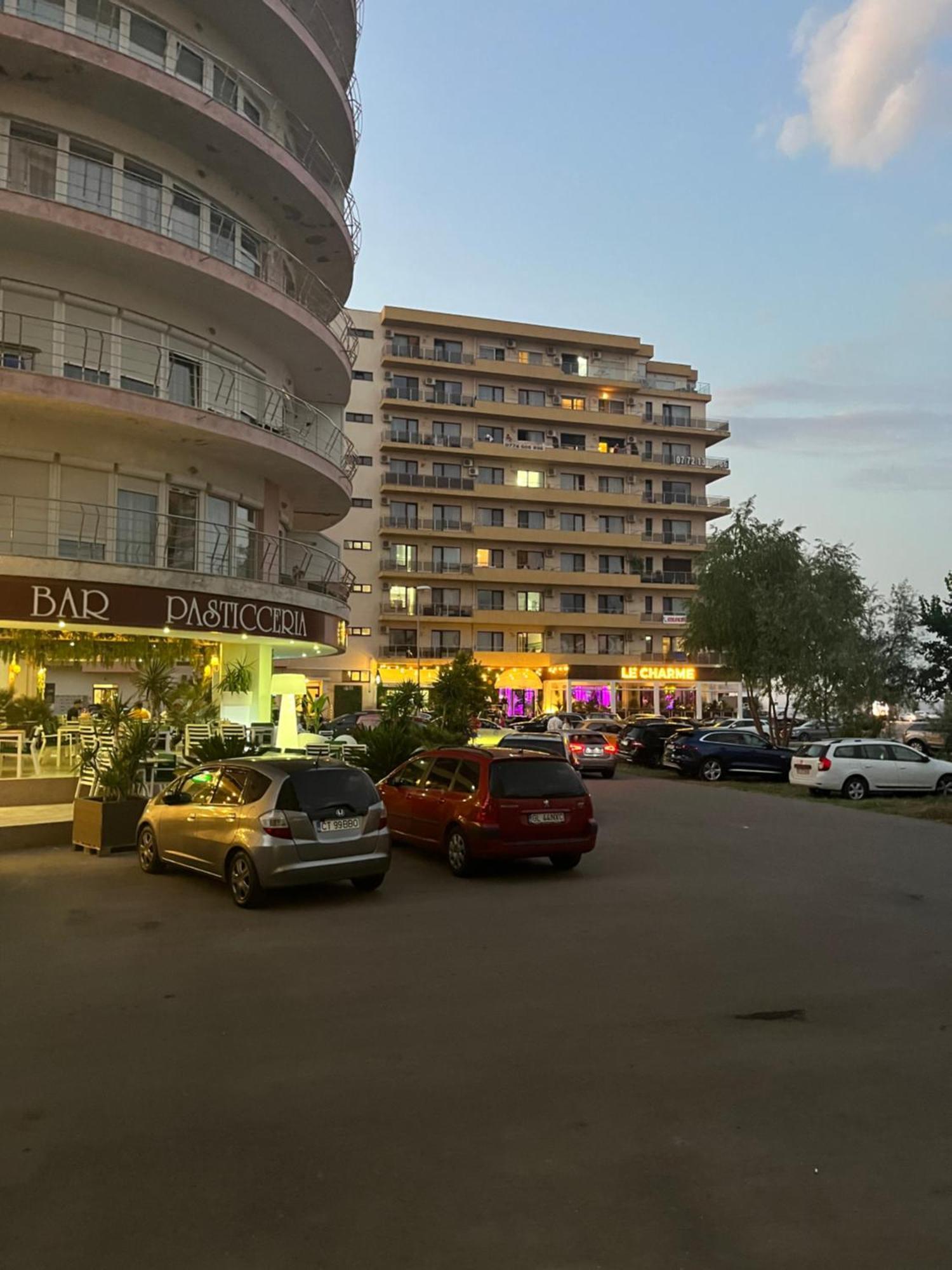 Ferienwohnung Apart Miren Summerland Mamaia Exterior foto